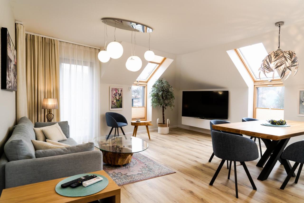 Vacationclub - Ogrody Pieniawskie Apartament 44 Поляница-Здрой Екстериор снимка